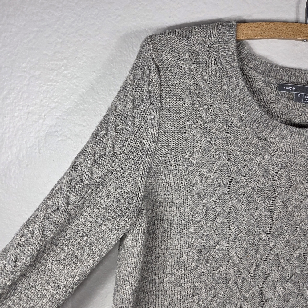 Vince Grey Colorblock Cable Knit Crewneck Sweater Size M Yak & Wool Blend - Picture 4 of 16